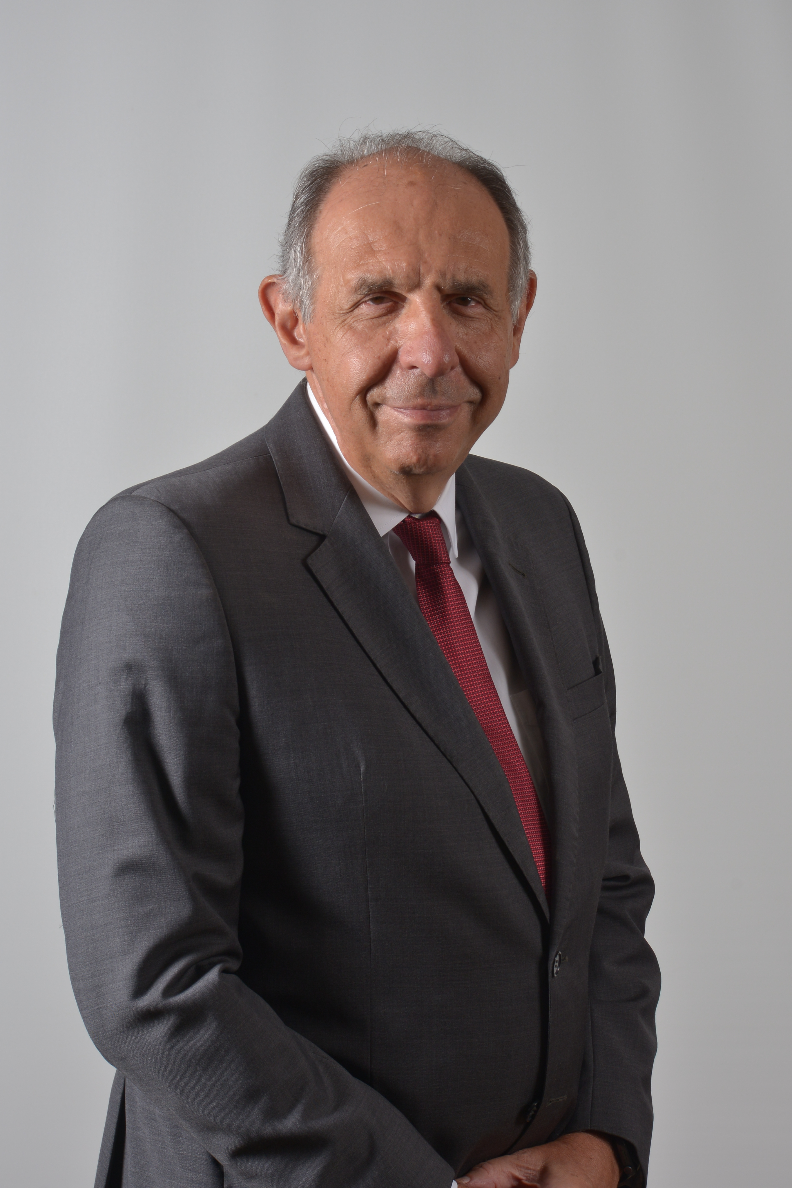 Claudio Bernardes