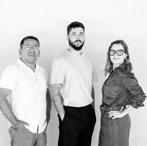 Estúdio Moai e Andréa Dall'Olio Hiluy