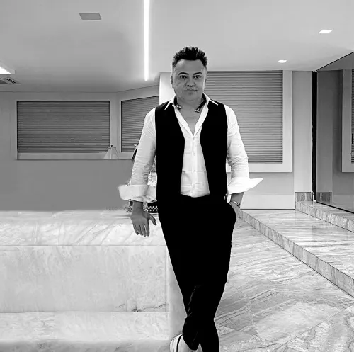 Alexandre Milhomem